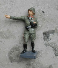 Offizier mit Fernglas, Lineol