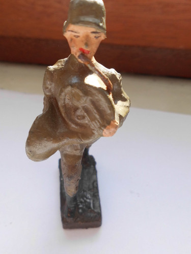 Seltener soldat mit - seltener, instrument