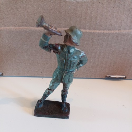 Soldat trompetend trompete - trompetend, vor