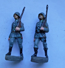 2 Soldaten, Elastolin, ca. 7,5